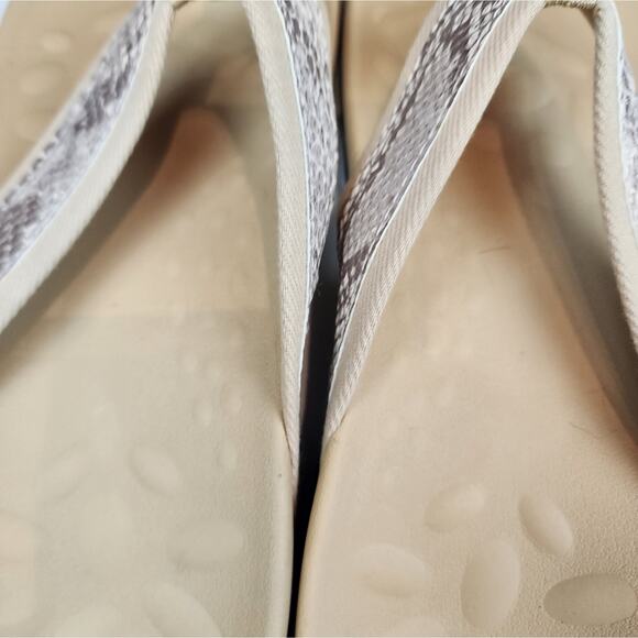 Orthotic Flip Flops Women's Plantar Fasciitis Sandals Arch Support Sandals 9 New - Picture 6 of 8